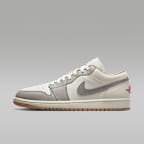 Nike Air Jordan 1 Low 灰色/白 10.5（W27.5cm） Nike Air Jordan 1 Low sneakers in white and gray | ASOS